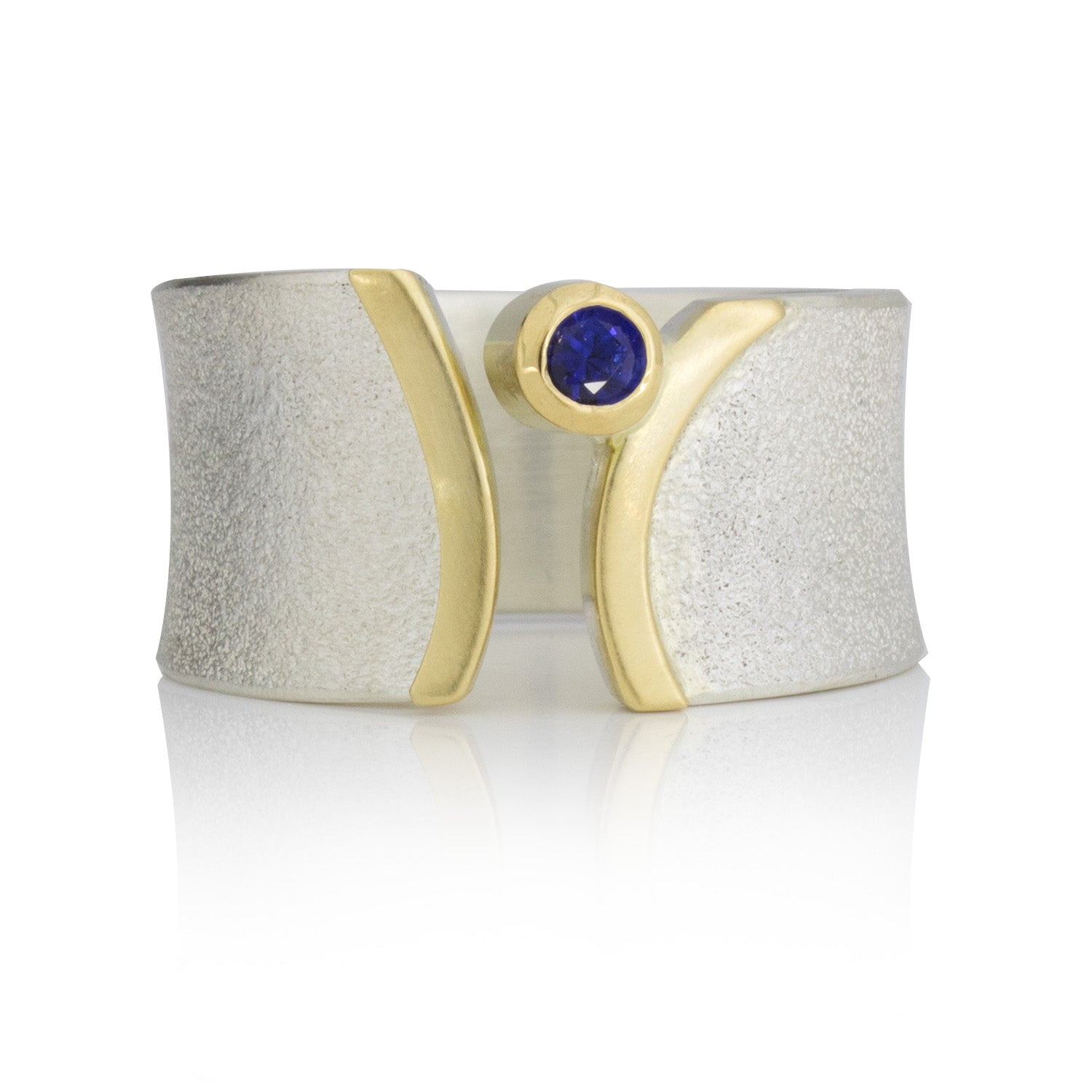 Gr. 55 - Silberring mit Goldakzenten, Saphir