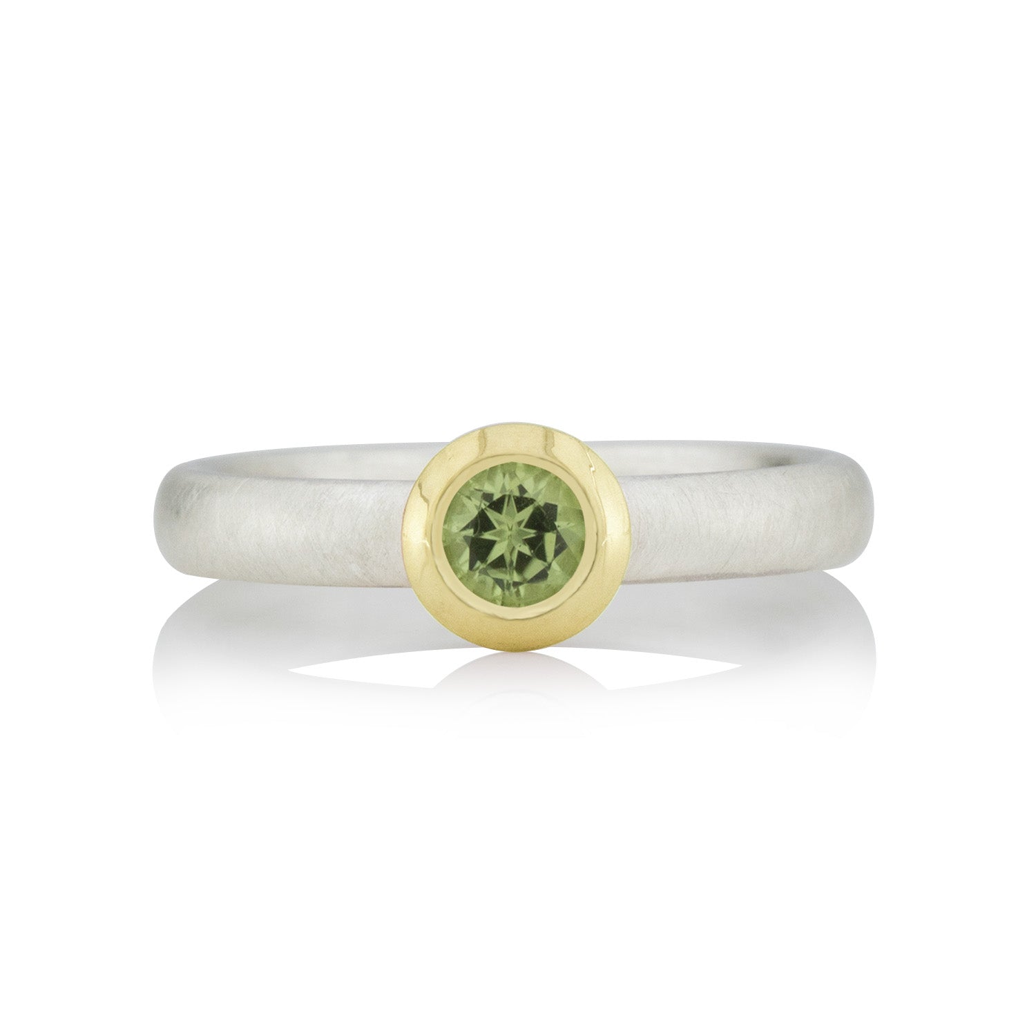 Silberring, ovale Ringschiene, Peridot, Goldfassung