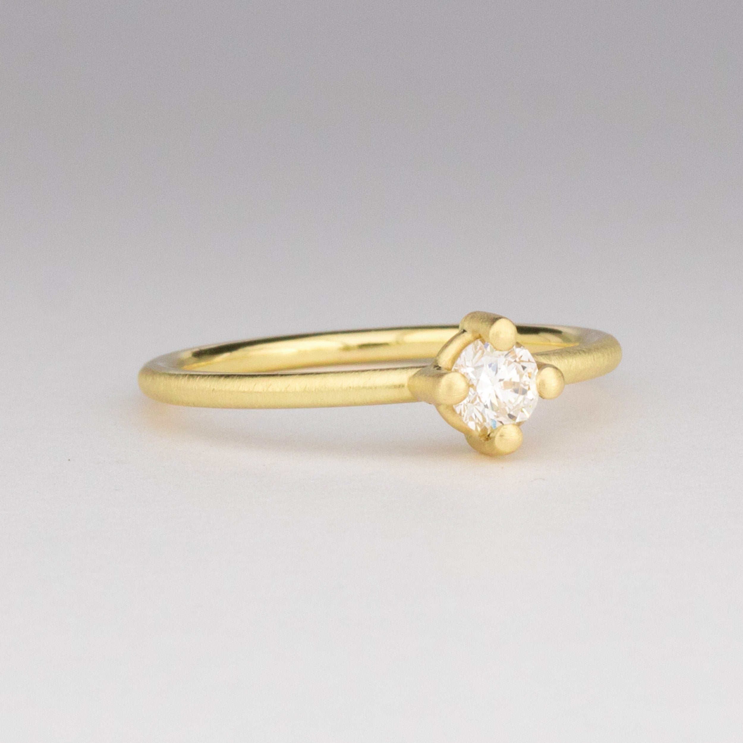 Goldring mit Diamant 0,25 ct- Krappenfassung