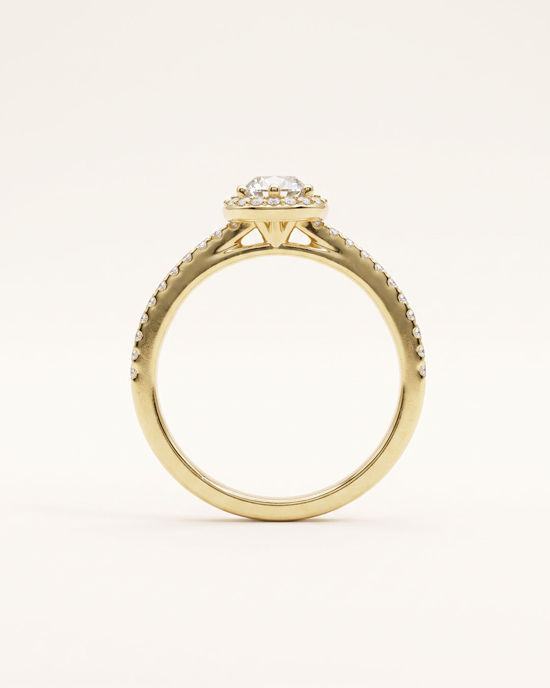 Verlobungsring, Halo-Ring mit seitl. Steinbesatz