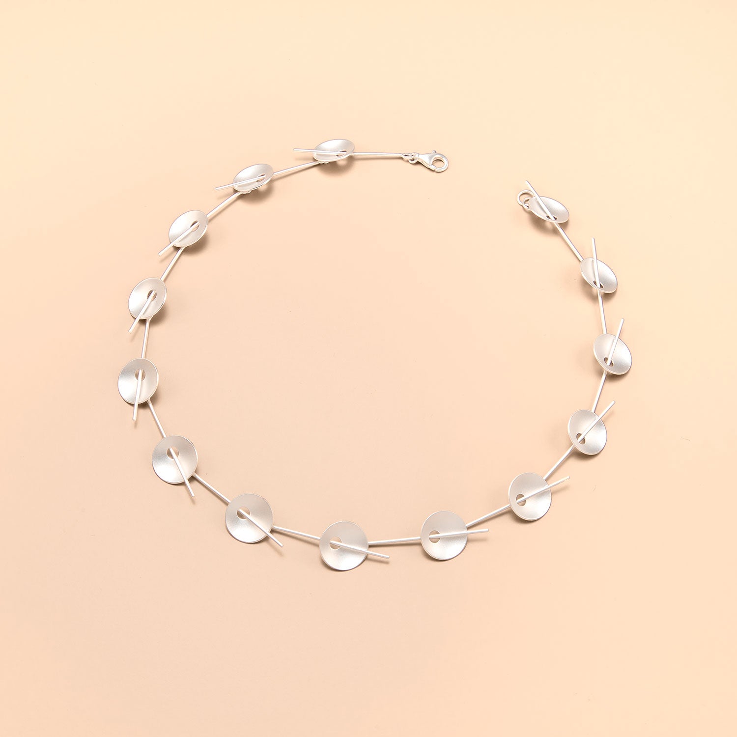 Halsschmuck von KELIM, lebhaftes Collier