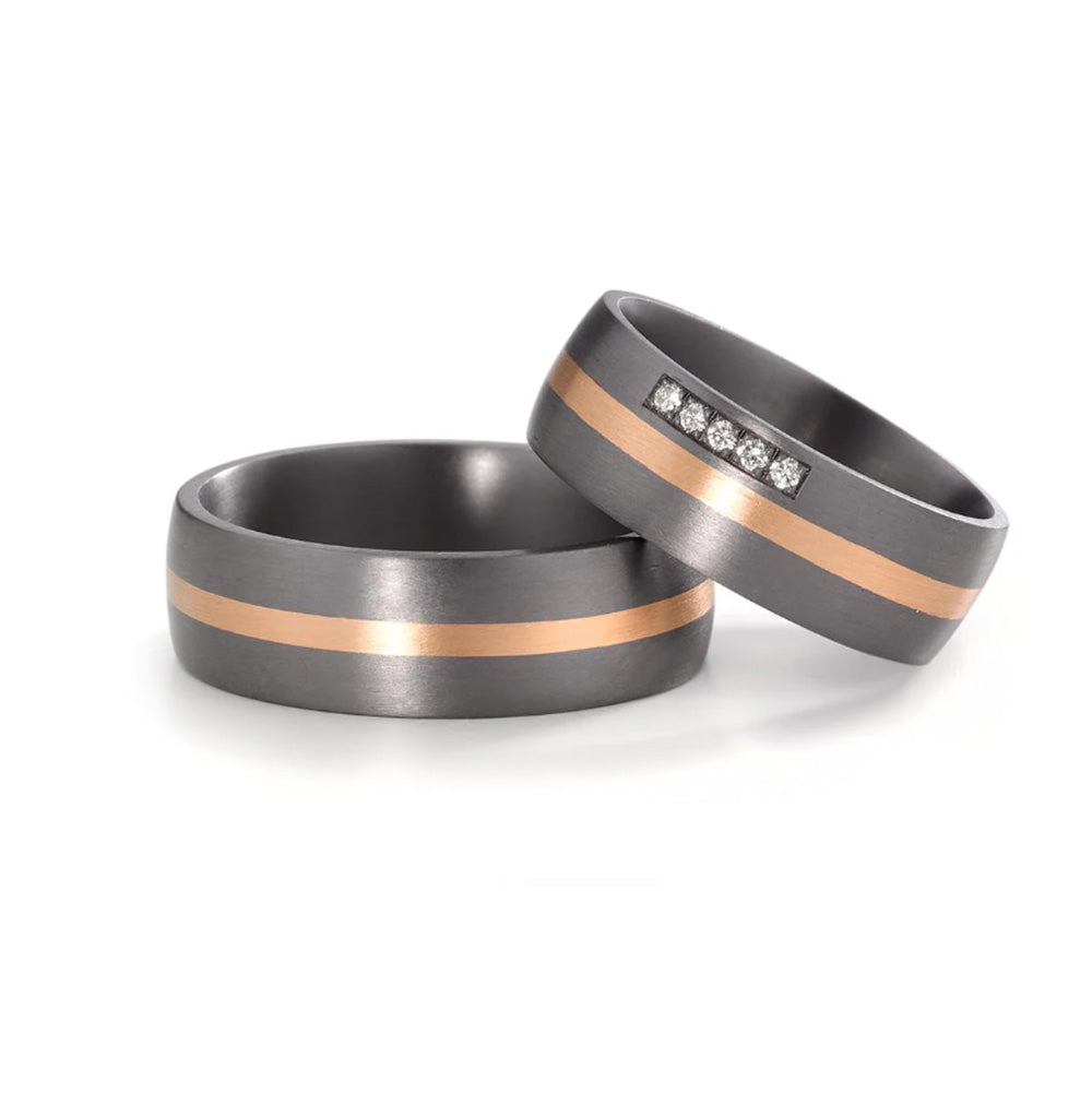 Eheringe aus Tantal und Rotgold. Damenring mit Diamanten. Trauringe im Saarland.