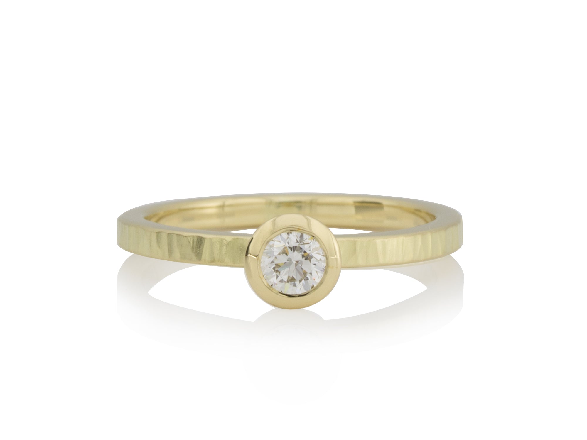 Ring Gelbgold 750/000 mit Diamant 0,25ct, geschmiedet