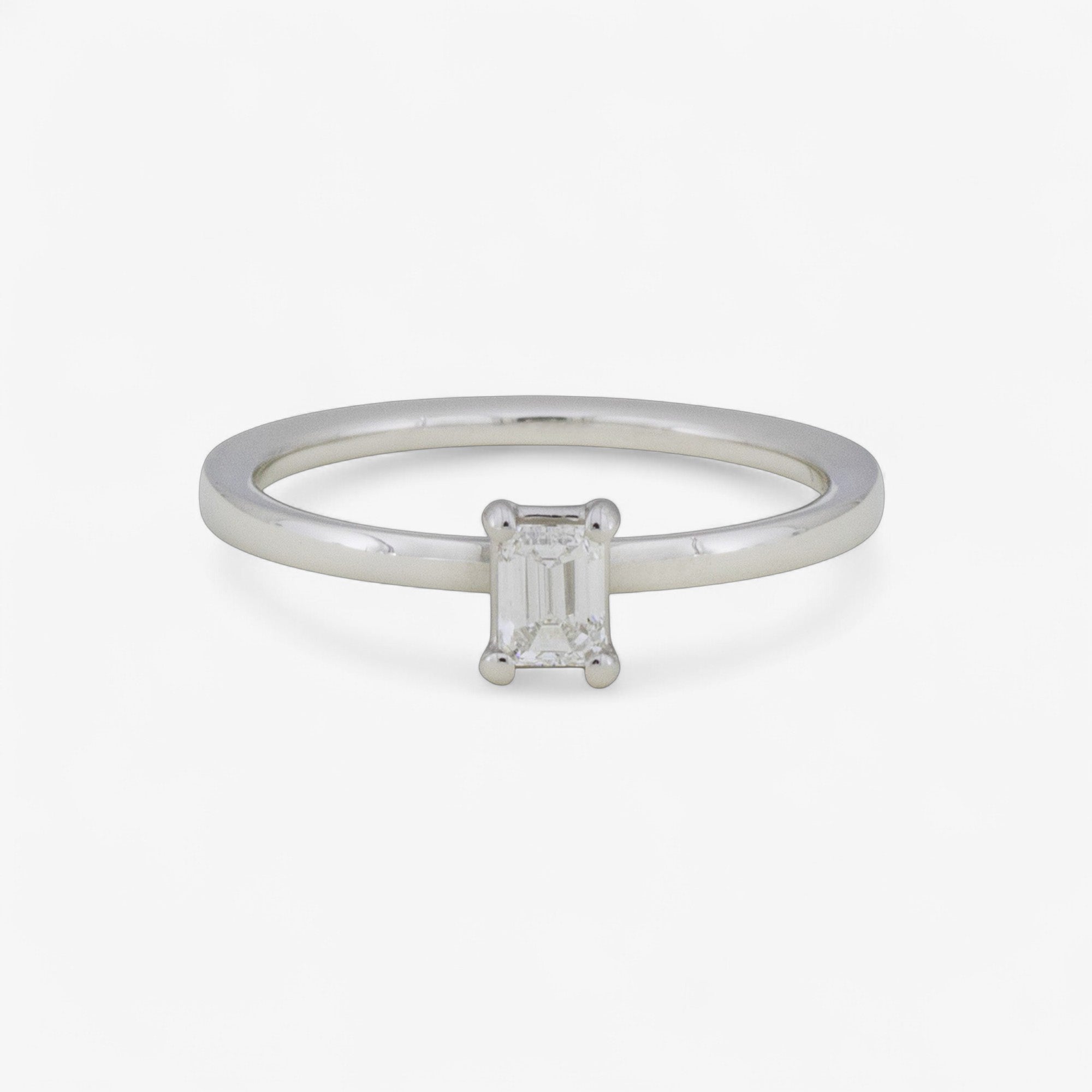 Verlobungsring in Platin mit Diamant, Emerald Cut - 0,25ct