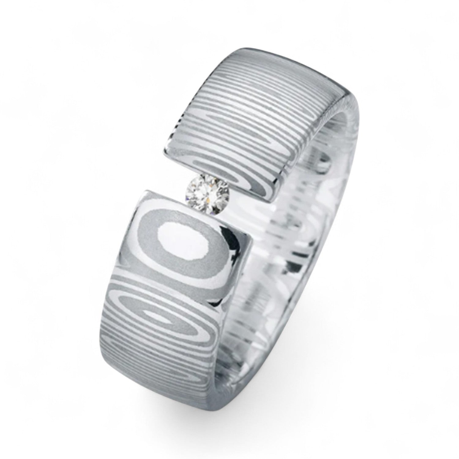 Ring aus Stahl - Damast mit Diamant, 7 mm breit