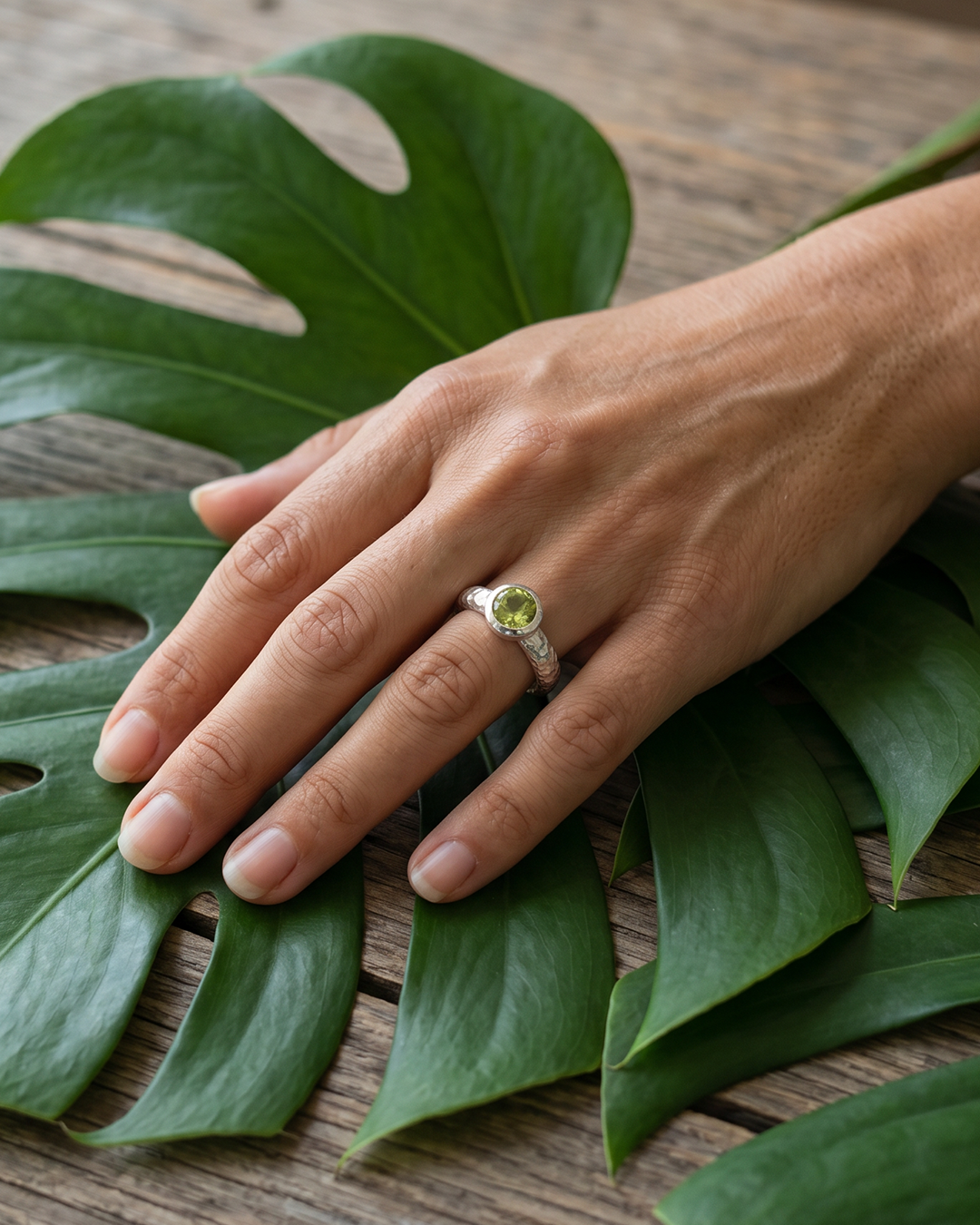 Ring mit markanter Struktur, Lemonquarz