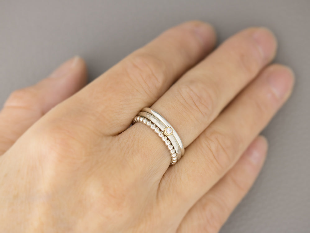 3 Silberinge im Set: Diamantring, Kügelchenring, polierter Ring